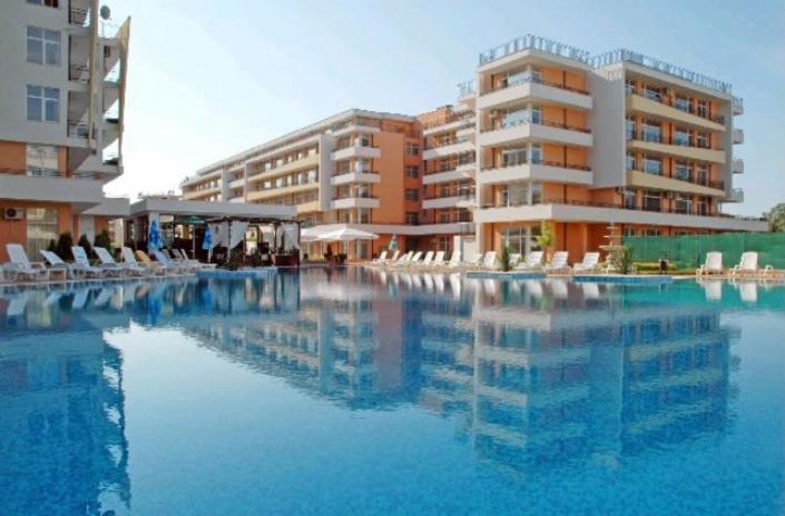 Holiday Apartments Grand Kamelia Pantai Sunny Luaran gambar