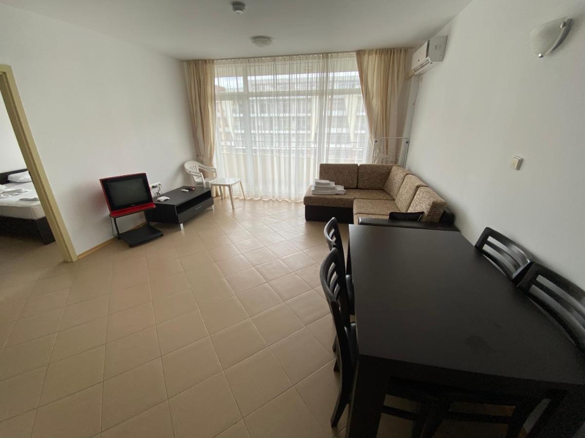 Holiday Apartments Grand Kamelia Pantai Sunny Luaran gambar