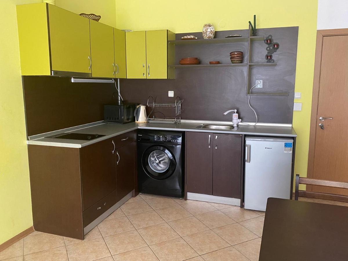 Holiday Apartments Grand Kamelia Pantai Sunny Luaran gambar